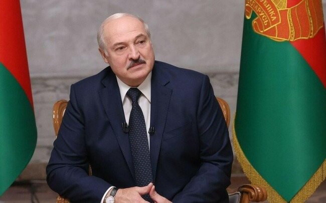 Lukaşenko Azərbaycana gəldi
